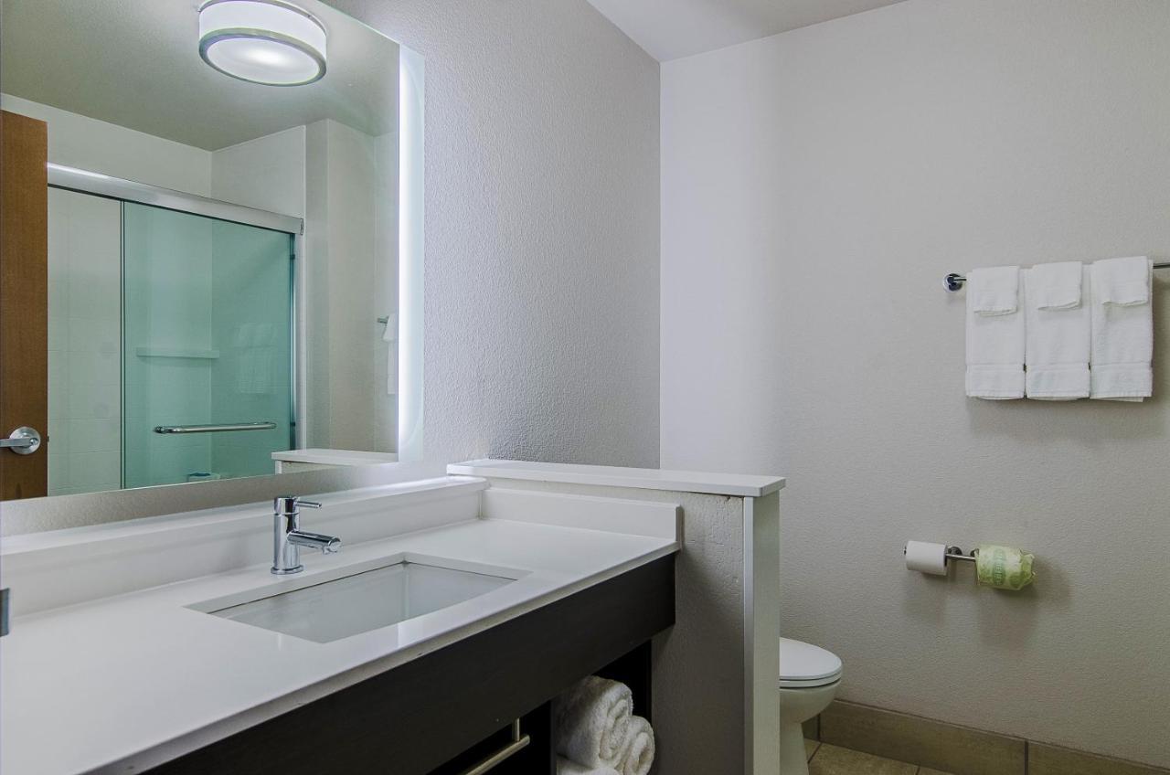 Holiday Inn Express & Suites - Atchison By Ihg מראה חיצוני תמונה