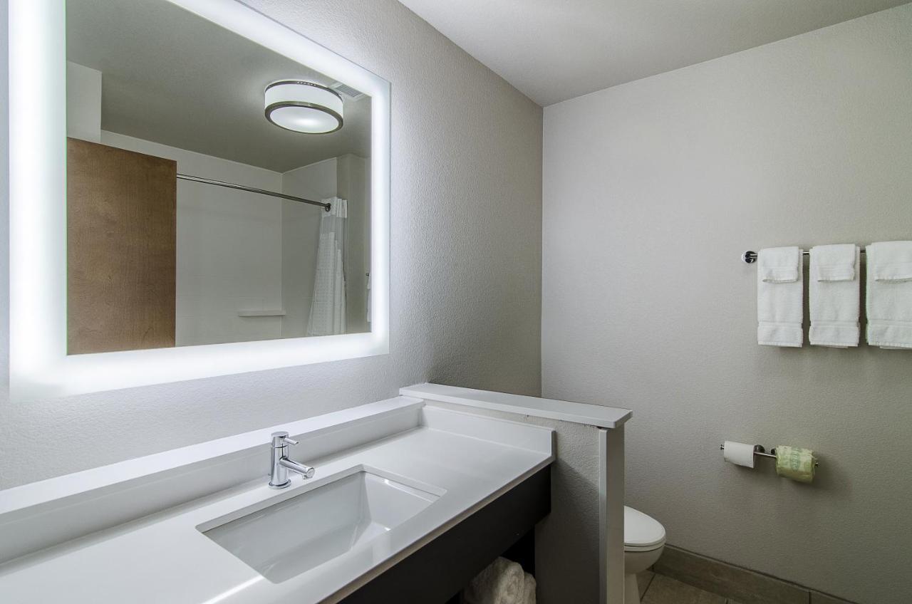 Holiday Inn Express & Suites - Atchison By Ihg מראה חיצוני תמונה